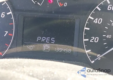 2015 Nissan Sentra S z USA, uszkodzony, nr VIN 3N1AB7AP0FY336204